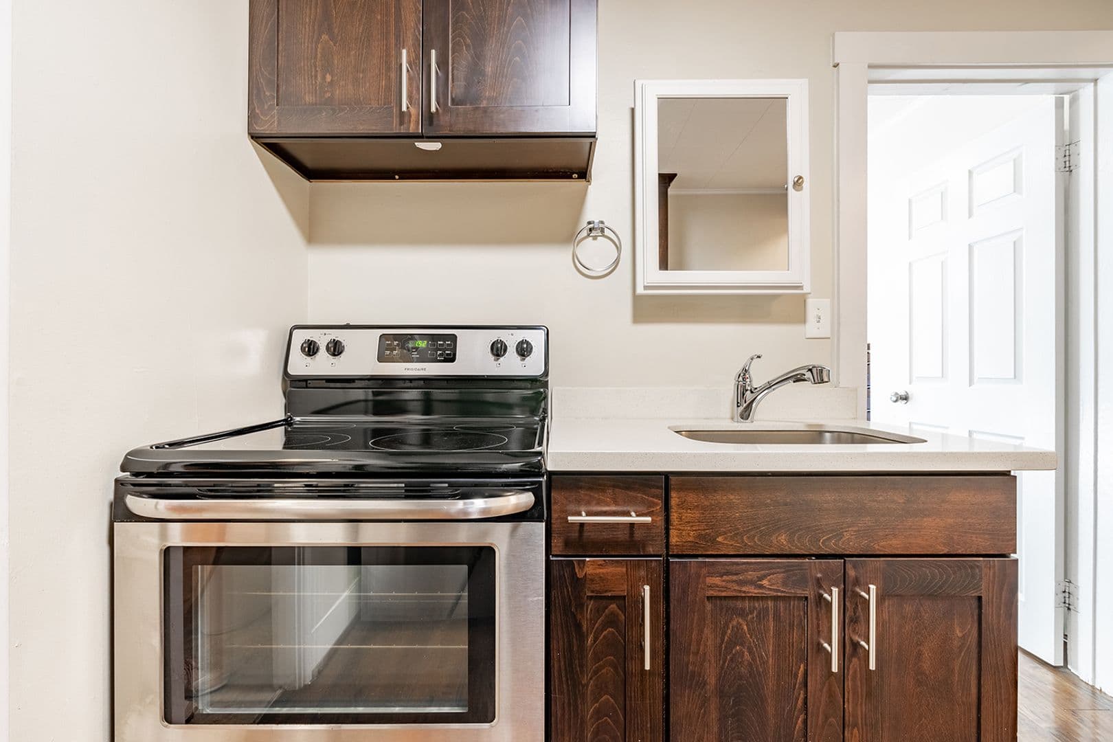 Seattle Apartment: 1627 Belmont Ave