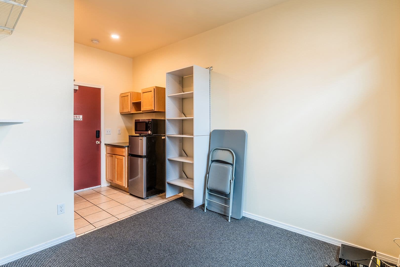 Seattle Apartment: 1728 Summit Ave