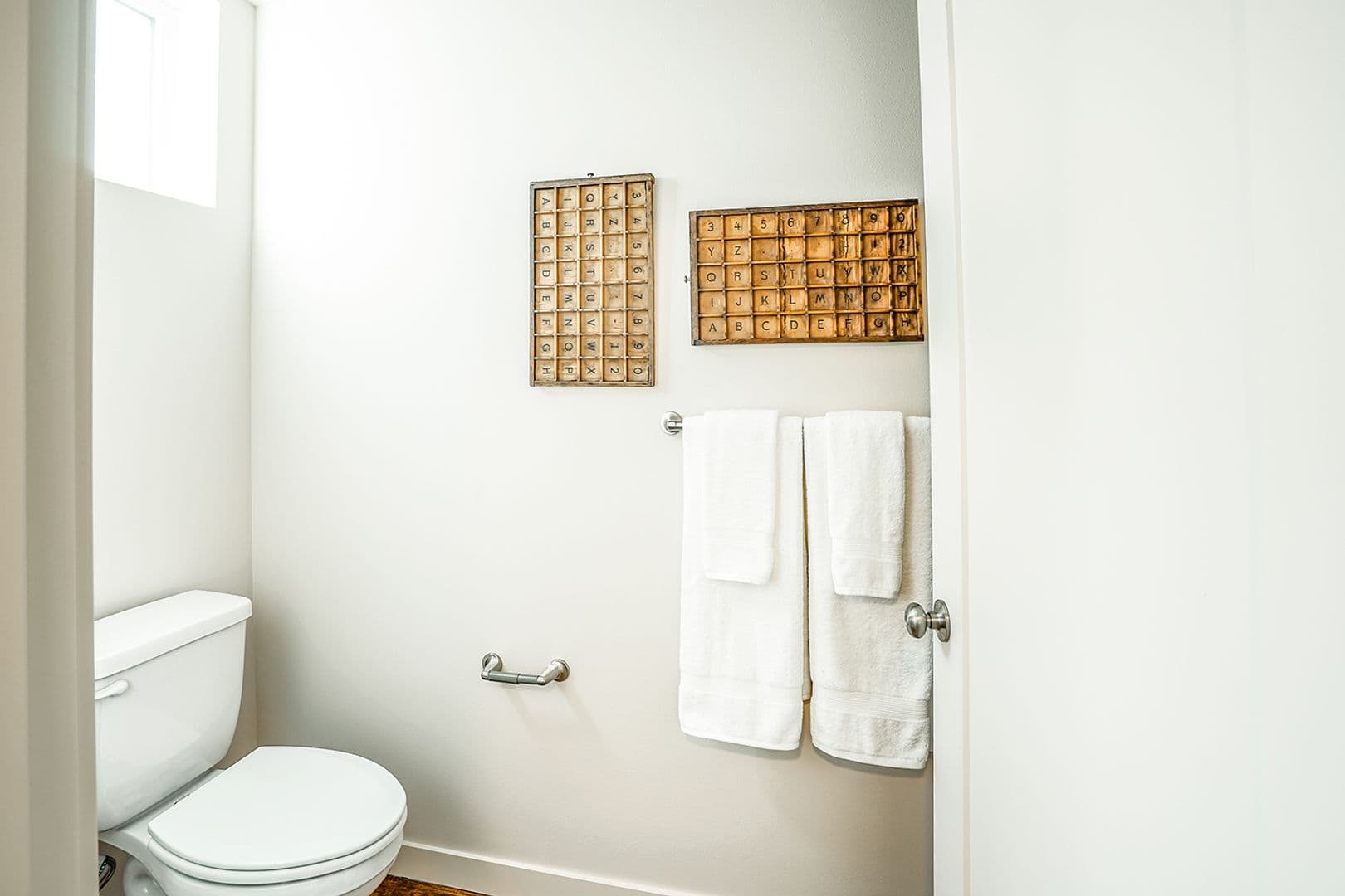 Seattle Apartment: 1519 E Spring St