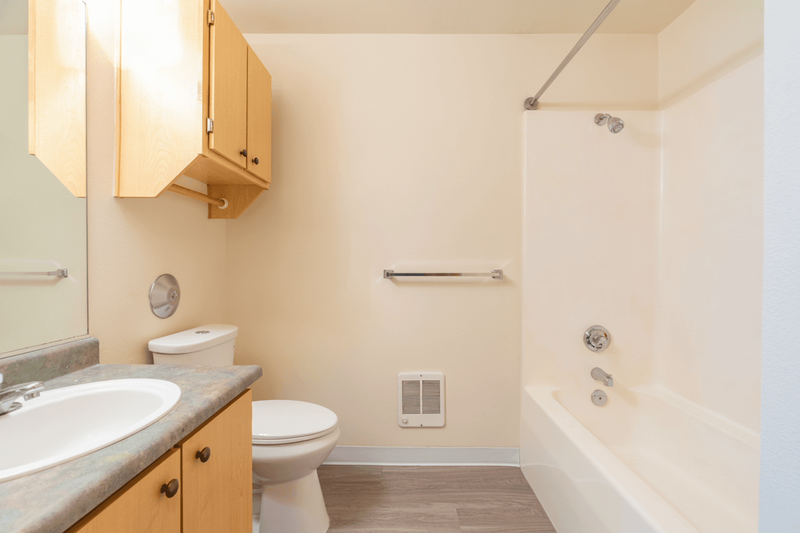 Portland Apartment: 10918 SE Stark St