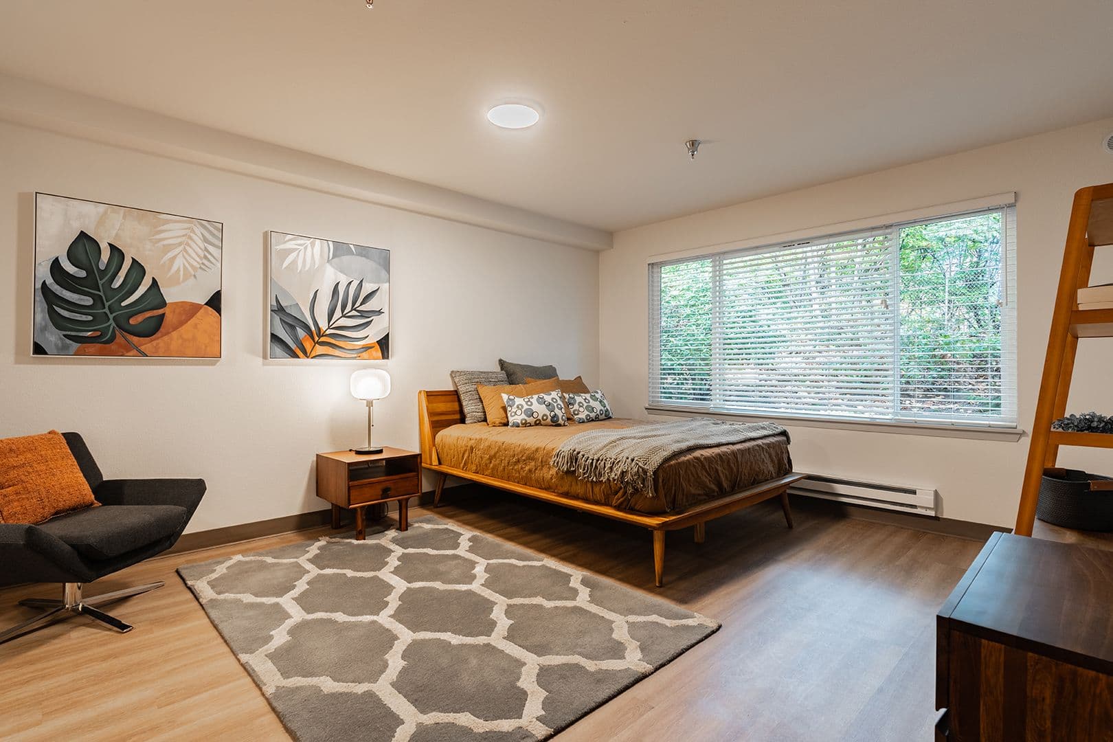 Bellevue Apartment: 15750 NE 15th Street