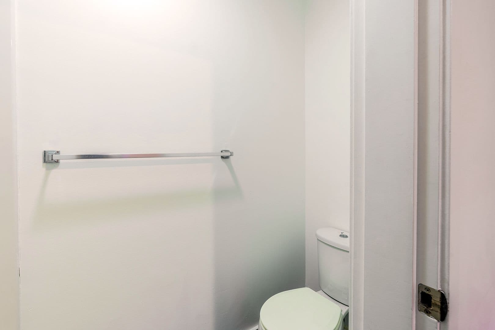 Seattle Apartment: 200 10th Ave E