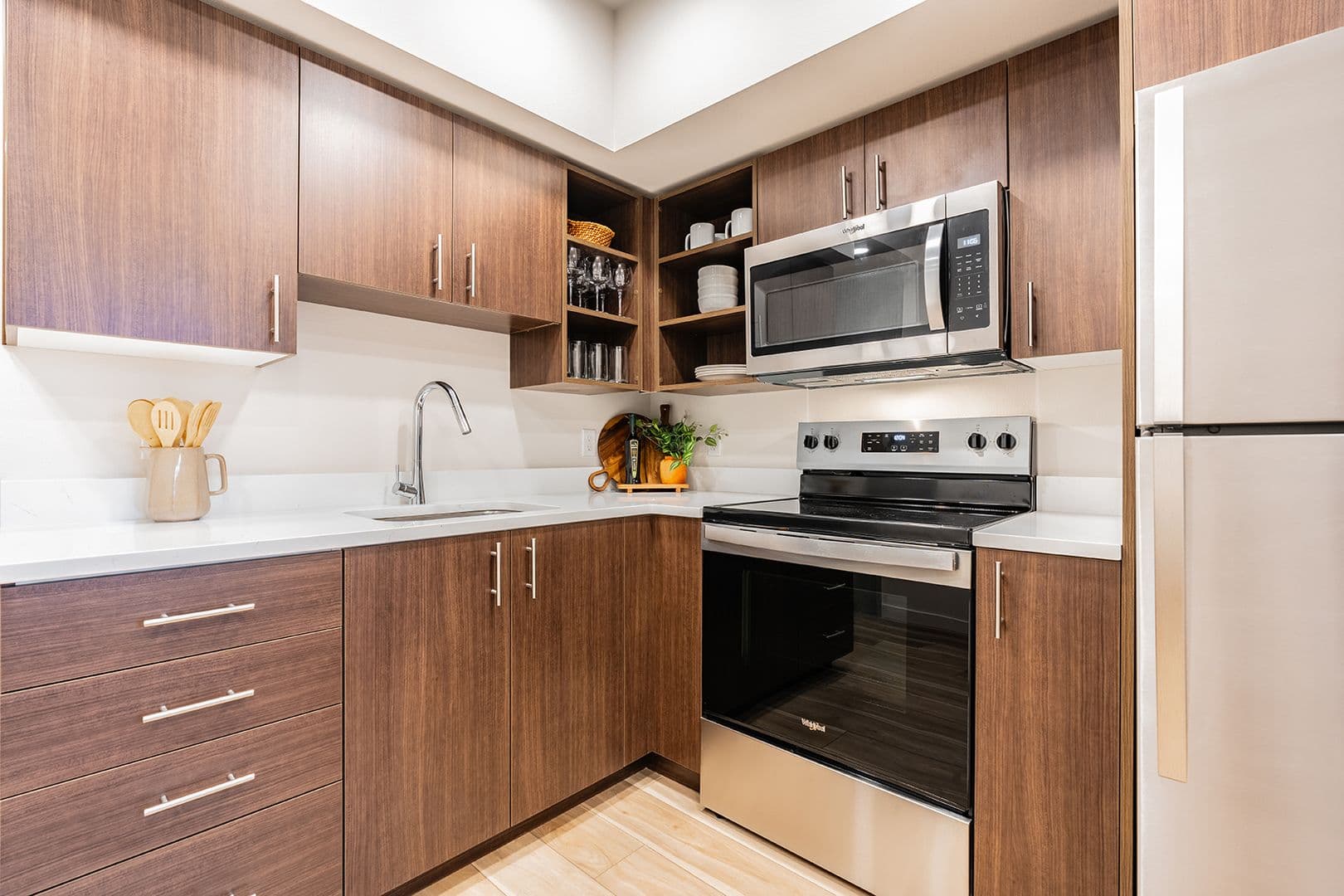 Tacoma Apartment: 2501 Commerce St