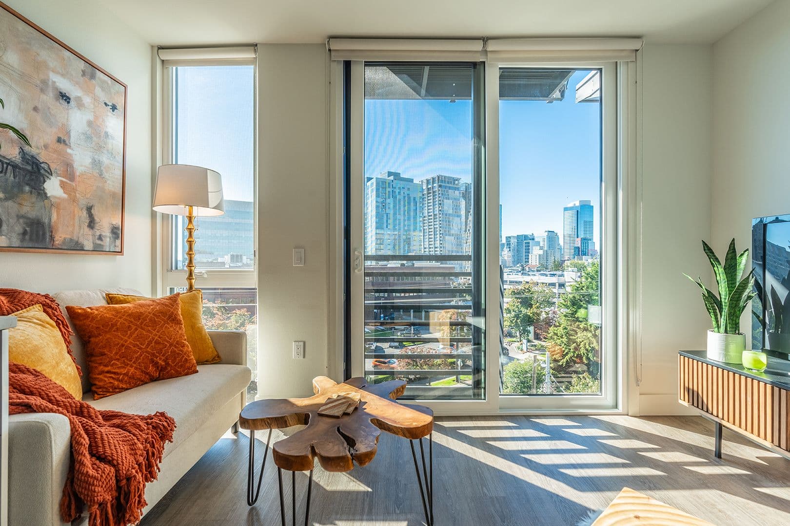 Seattle Apartment: 500 Broadway