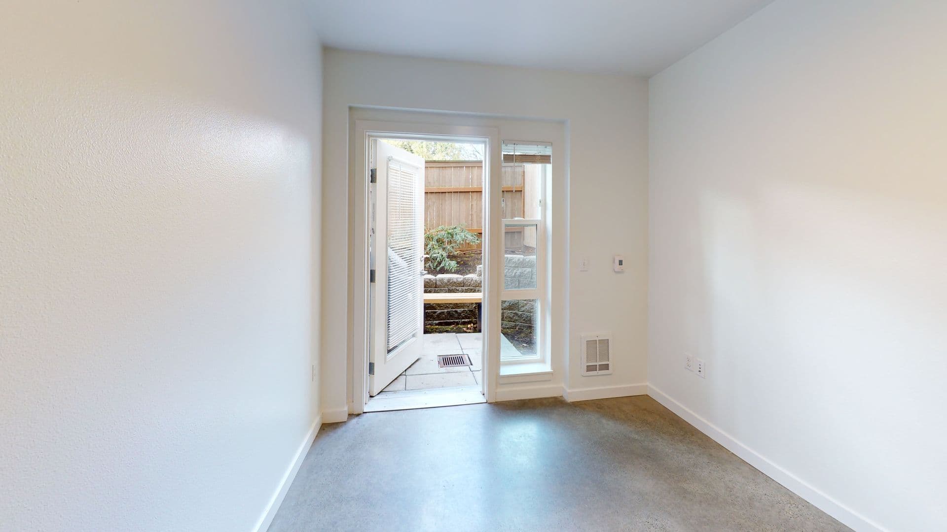 Seattle Apartment: 1715 12th Ave