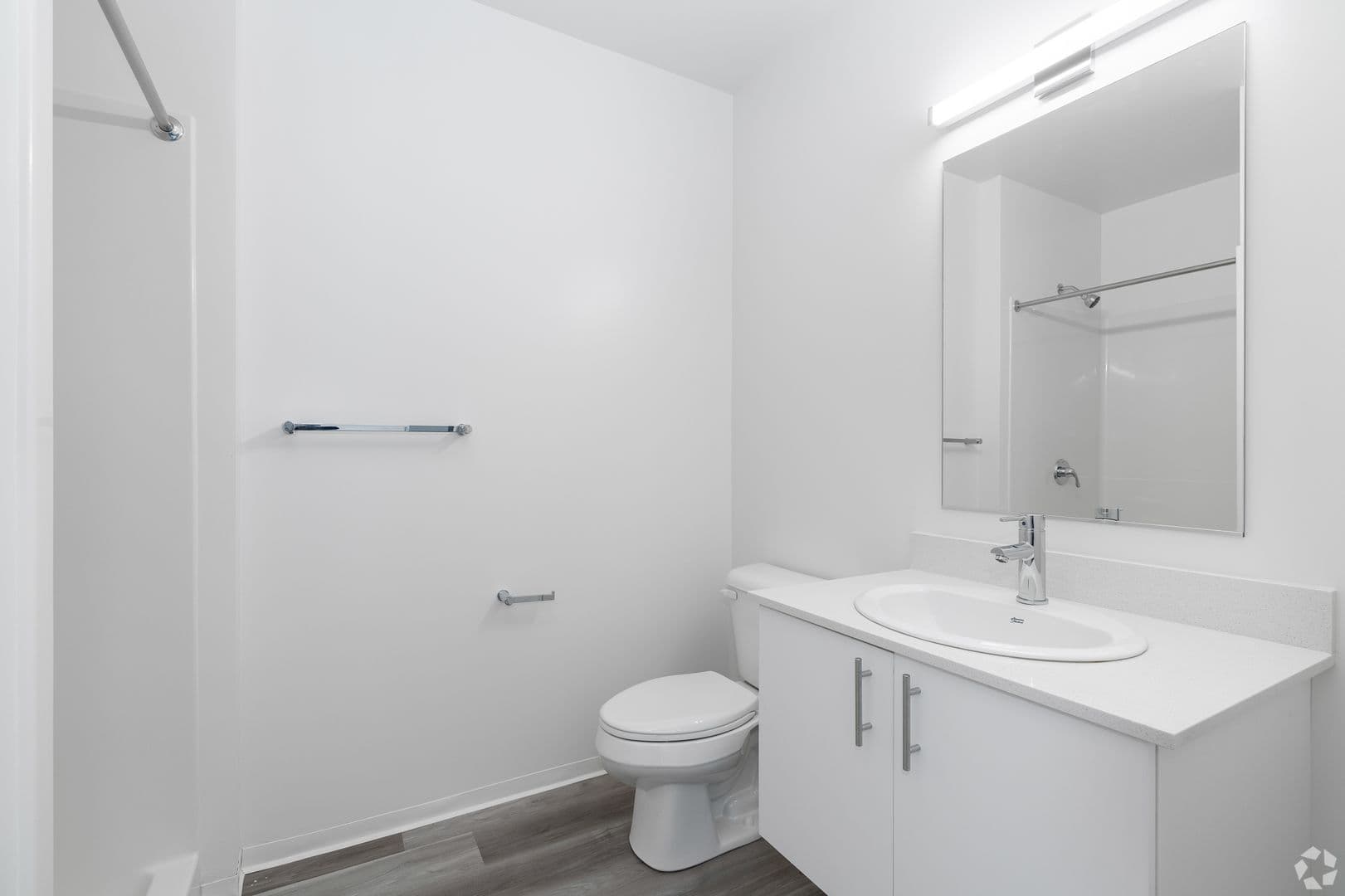 Portland Apartment: 5460 N Interstate Ave