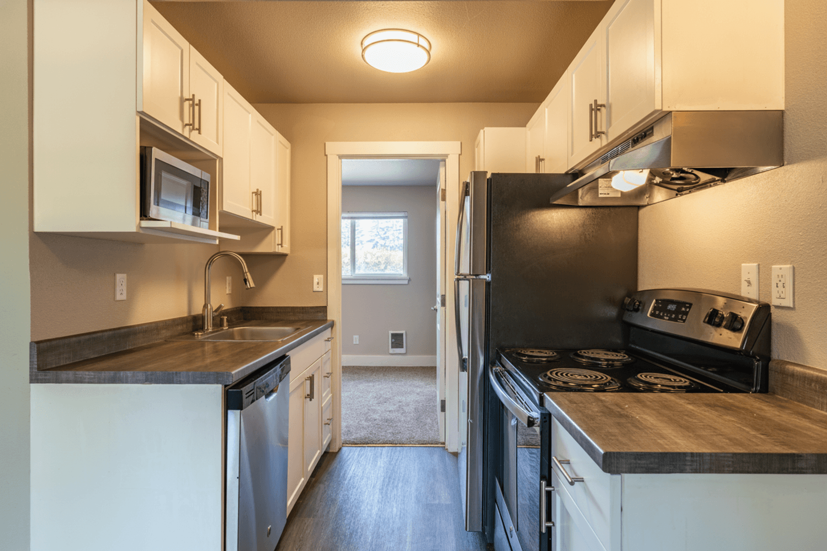Tacoma Apartment: 1801 S 15th St