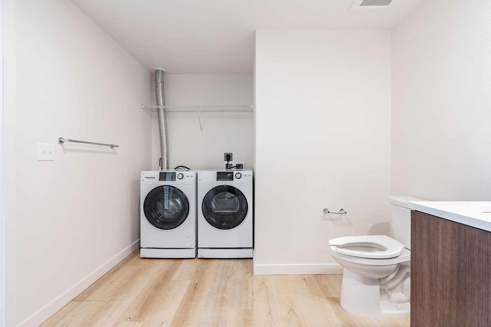 Tacoma Apartment: 2501 Commerce St