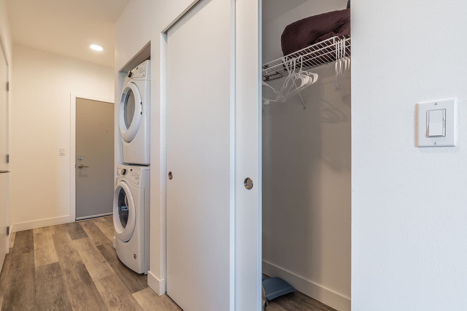Seattle Apartment: 120 10th Avenue East