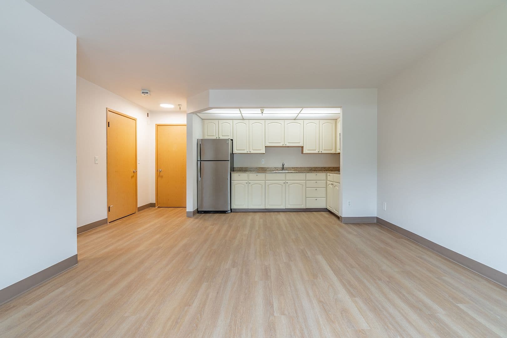 Bellevue Apartment: 15750 NE 15th Street