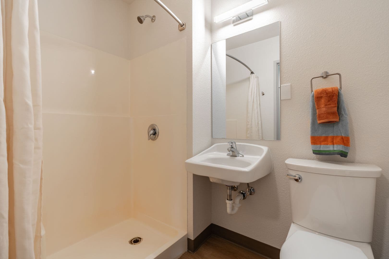 Bellevue Apartment: 15750 NE 15th Street