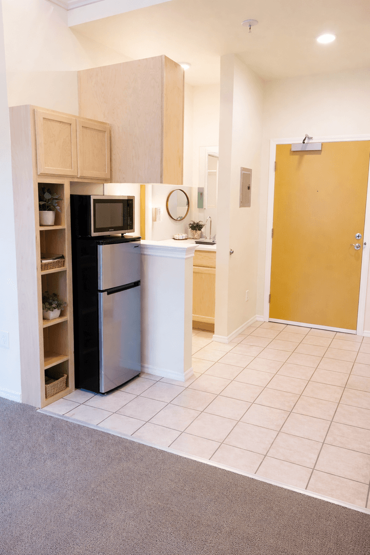 Seattle Apartment: 1514 NW 52nd St