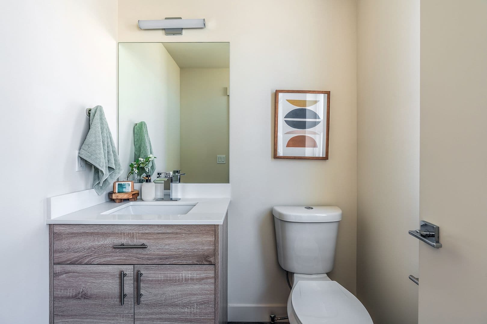 Seattle Townhome: 6500 S 133RD ST
