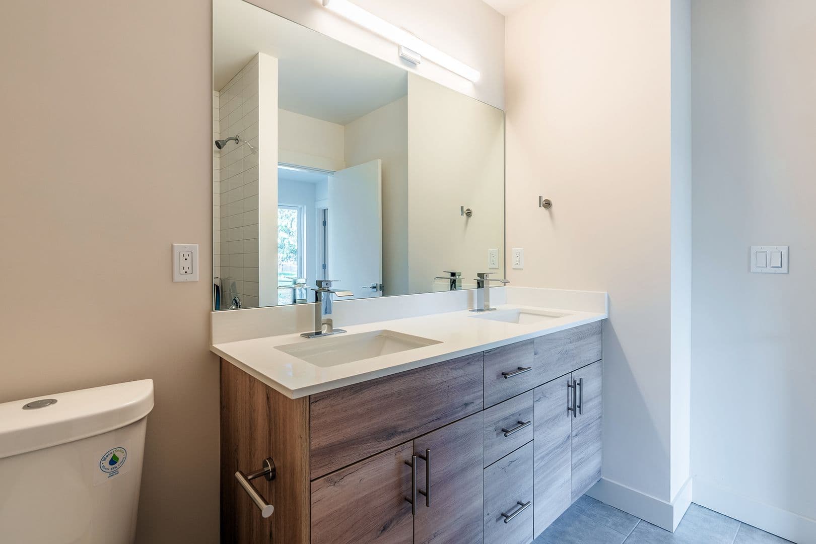 Seattle Townhome: 6500 S 133RD ST