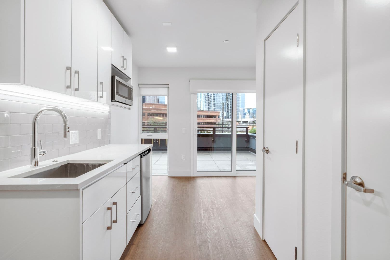 Seattle Apartment: 500 Broadway