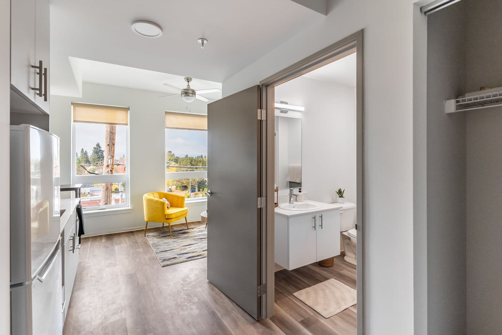 Portland Apartment: 5460 N Interstate Ave