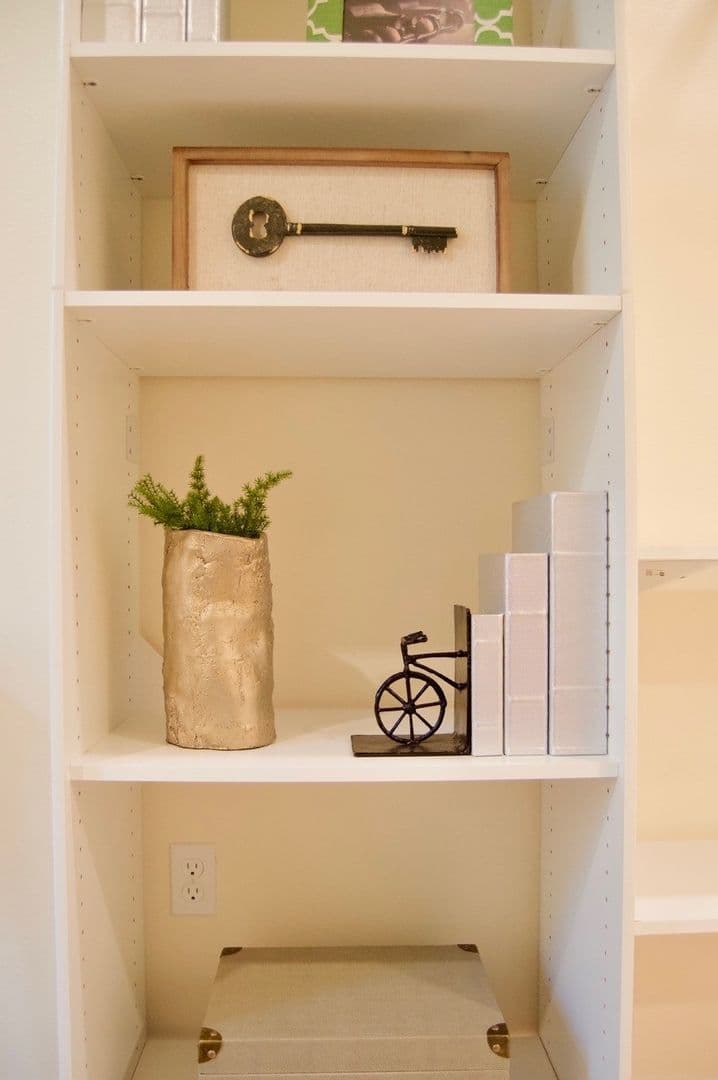 Seattle Apartment: 5611 17th Ave NW