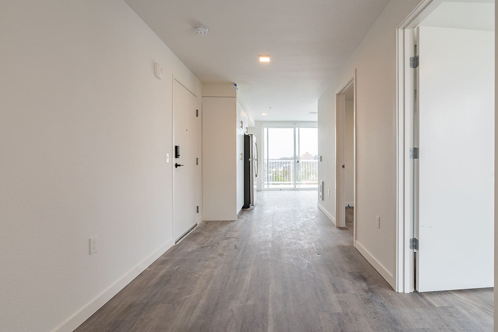 Seattle Apartment: 355 15th Ave
