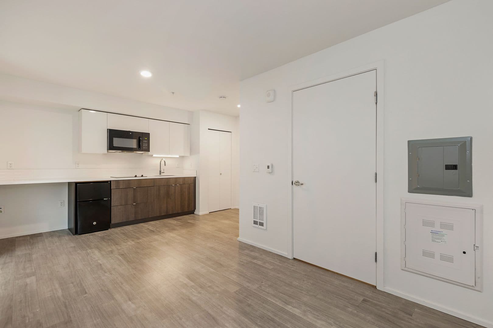 Seattle Apartment: 1404 Boylston Ave