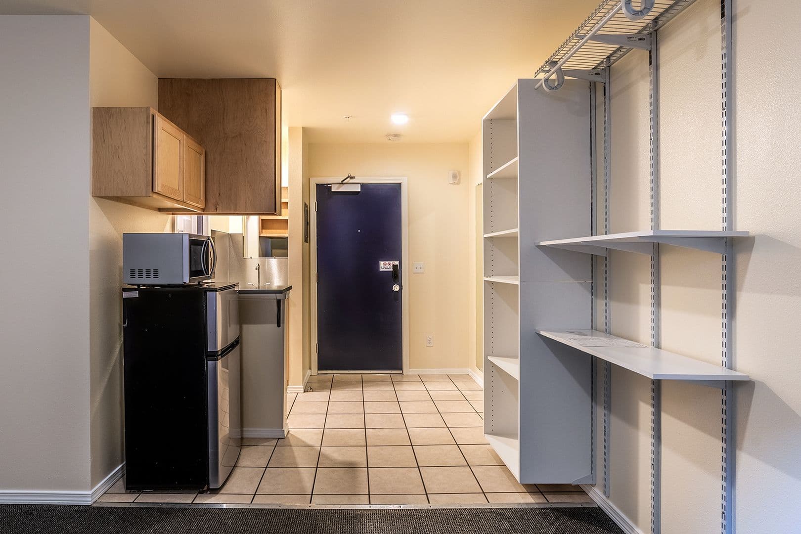 Seattle Apartment: 1728 Summit Ave