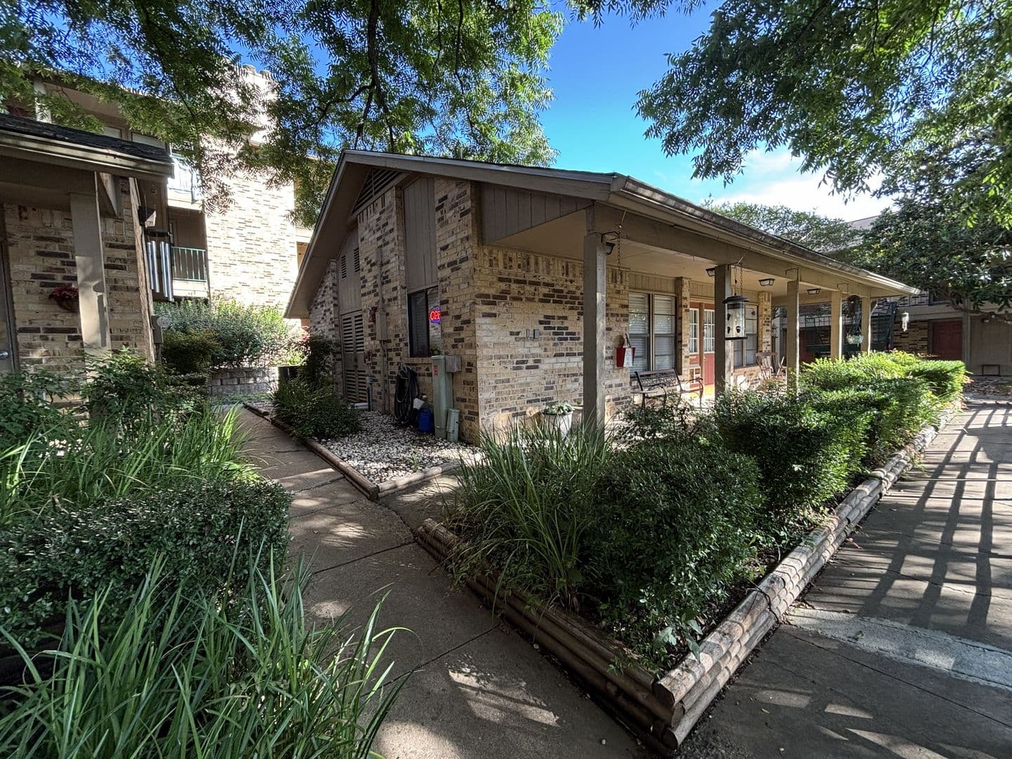San Marcos Apartment: 100 Warden Lane