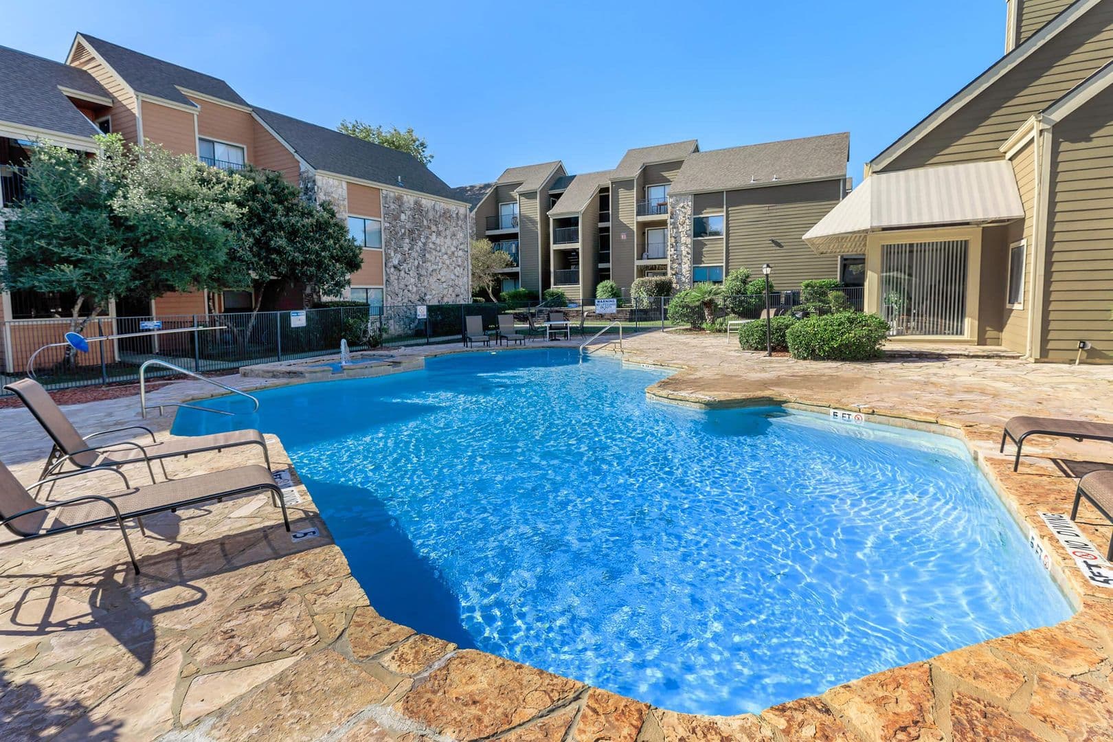 San Antonio Apartment: 3400 Northeast Pkwy