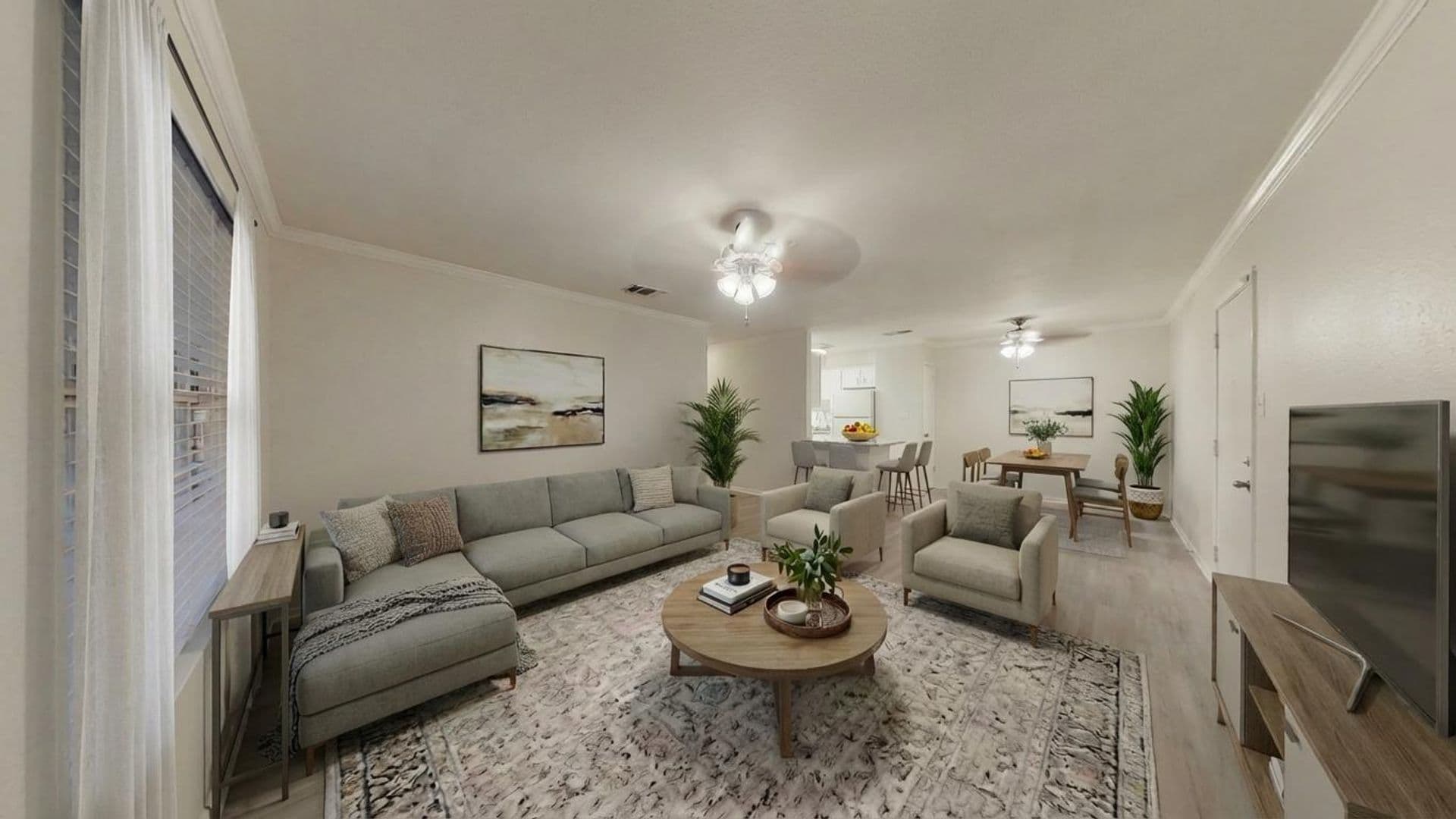 New Braunfels Apartment: 2293 East Common Street