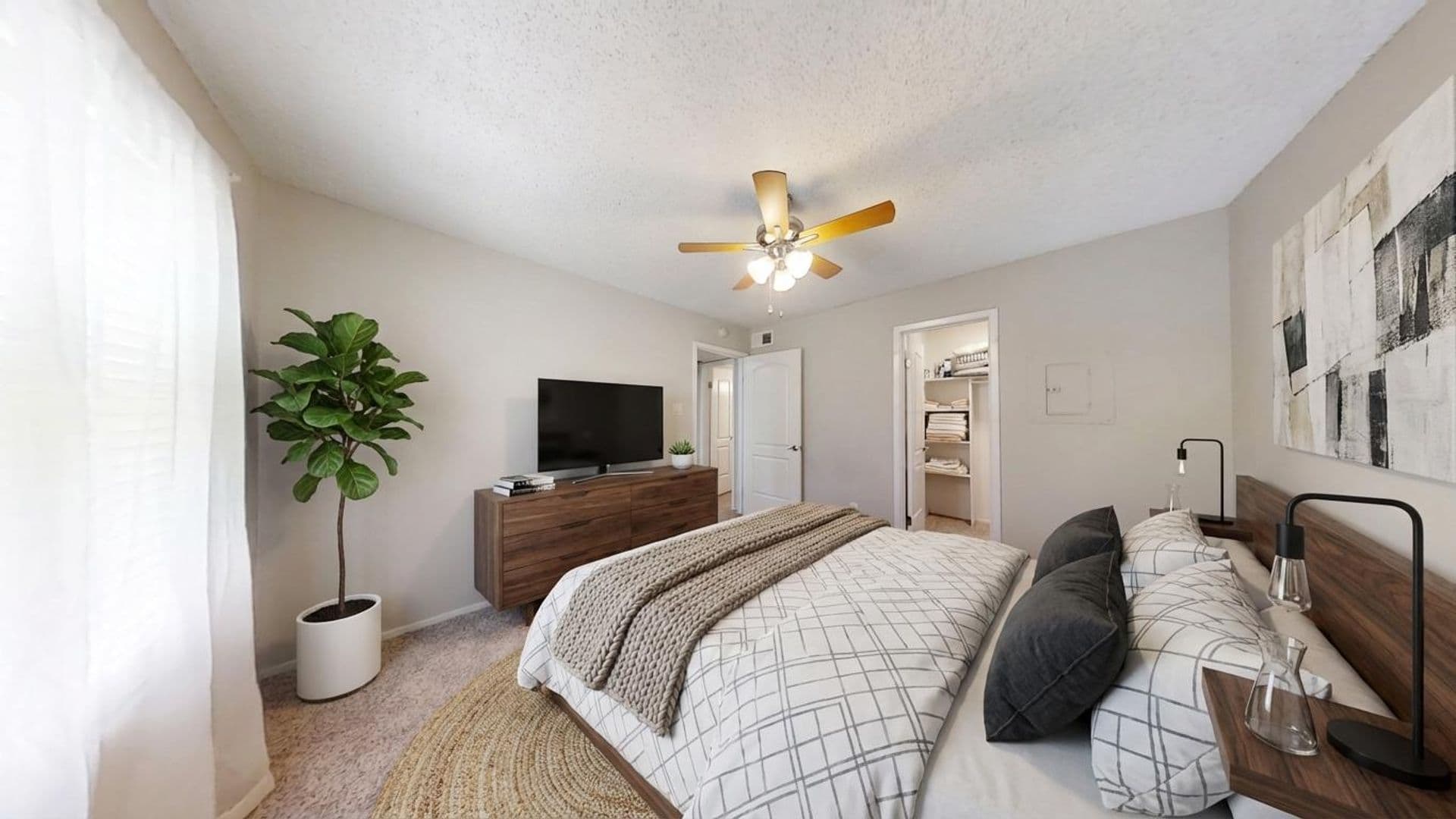 San Antonio Apartment: 3600 Eisenhauer Road