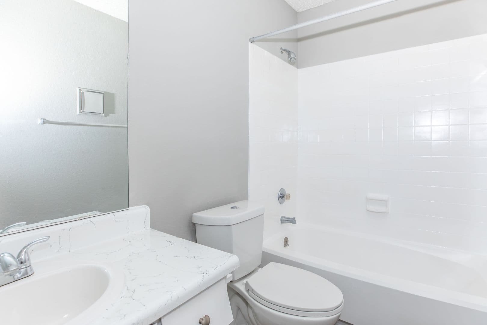 Houston Apartment: 9401 Coventry Square Dr.