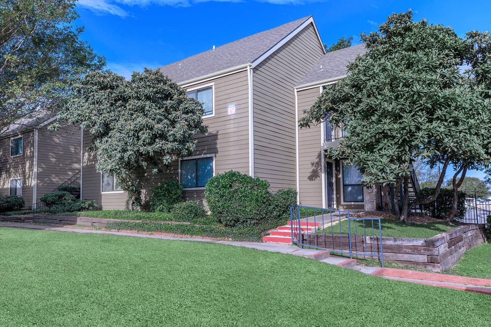 San Antonio Apartment: 3400 Northeast Pkwy