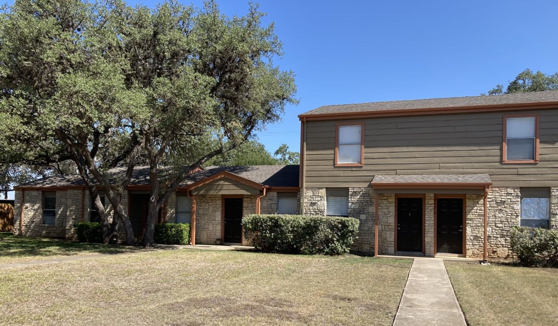 Boerne Apartment: 116 Bentwood Drive