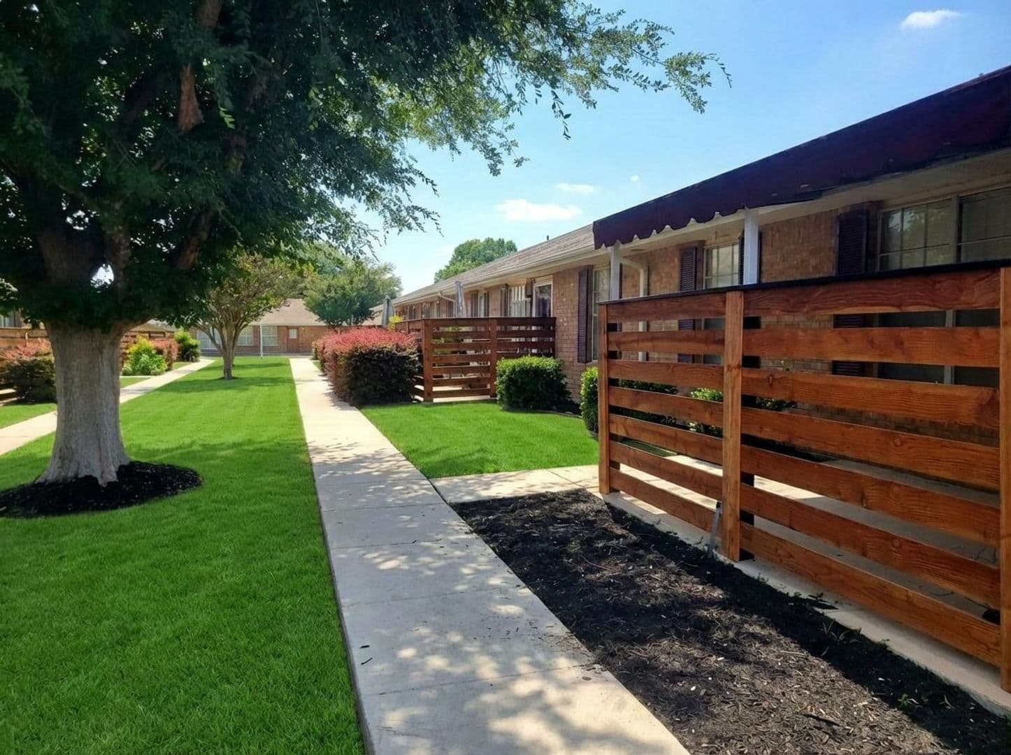 New Braunfels Apartment: 2293 East Common Street