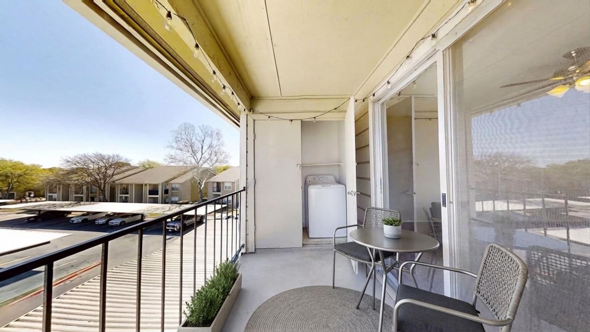 San Antonio Apartment: 3600 Eisenhauer Road