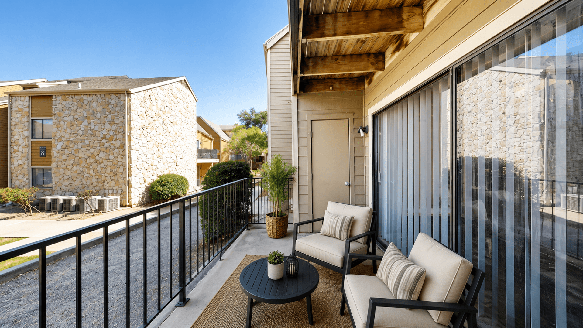 San Antonio Apartment: 3400 Northeast Pkwy