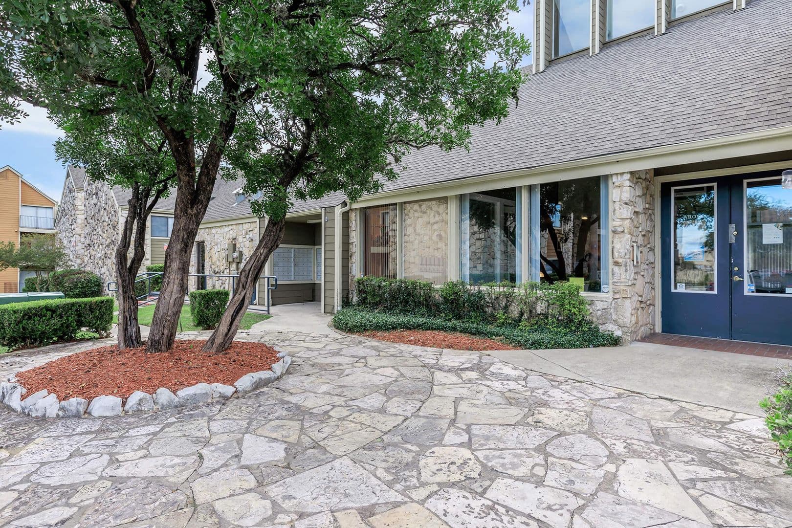 San Antonio Apartment: 3400 Northeast Pkwy