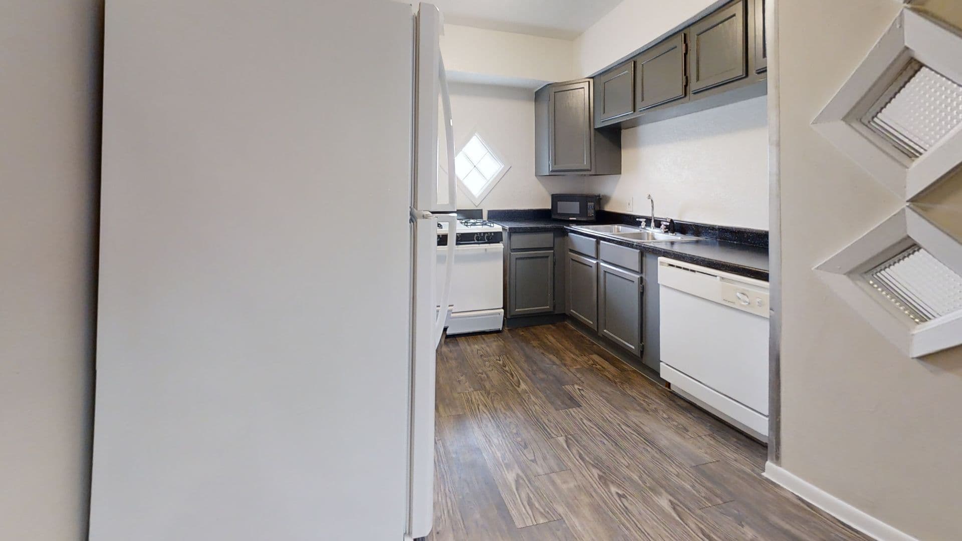 Austin Apartment: 2200 South Pleasant Valley Road