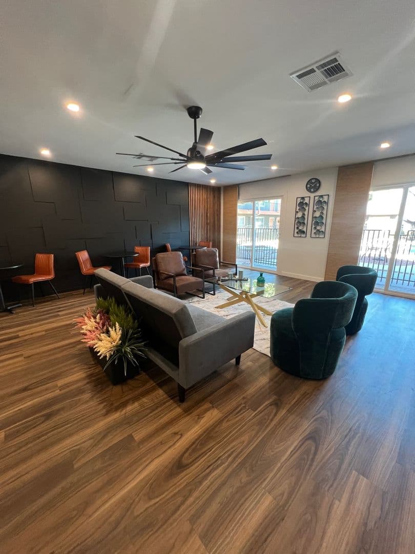 San Antonio Apartment: 7110 Wurzbach Road