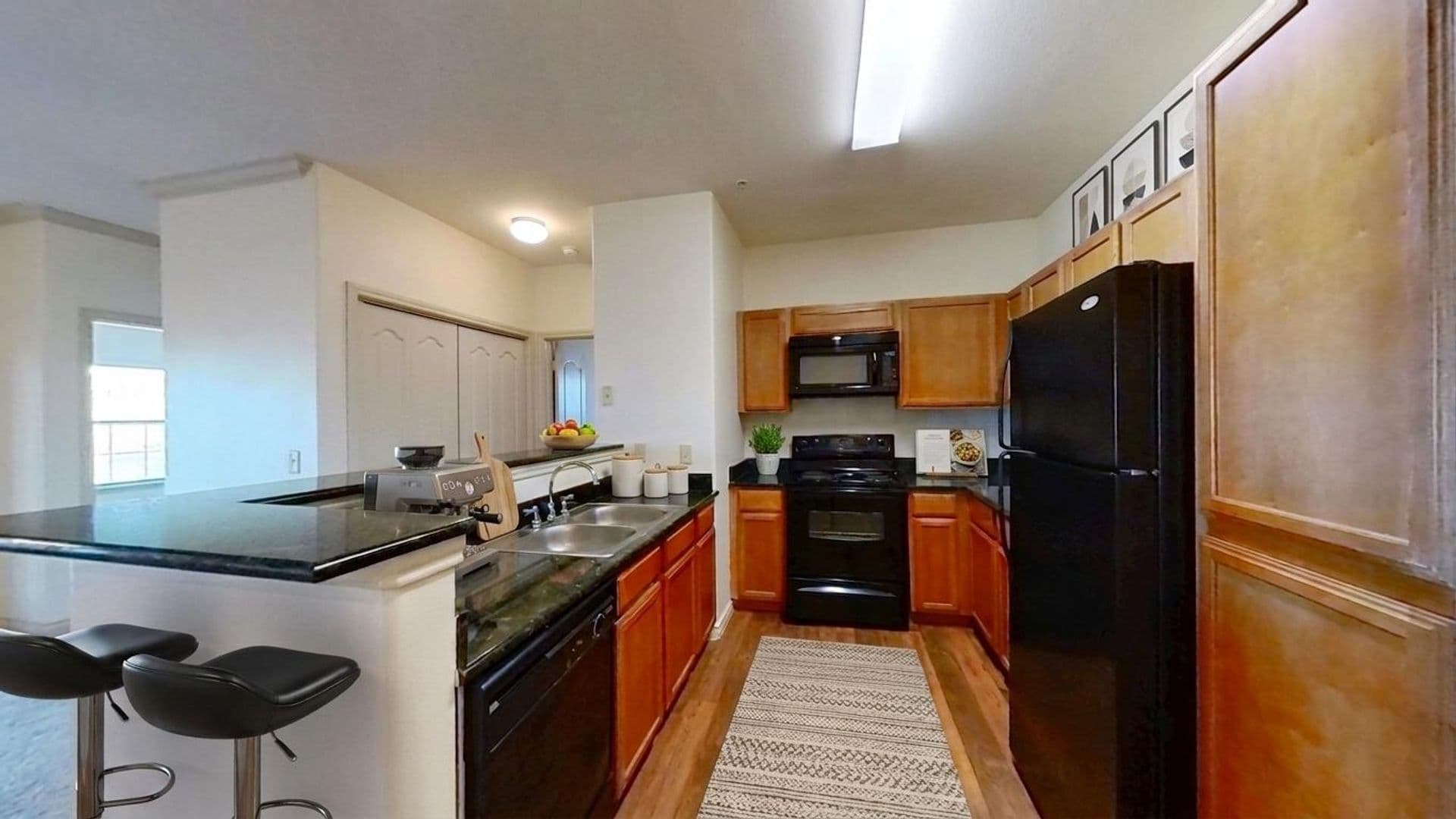 San Antonio Apartment: 11727 Culebra Rd