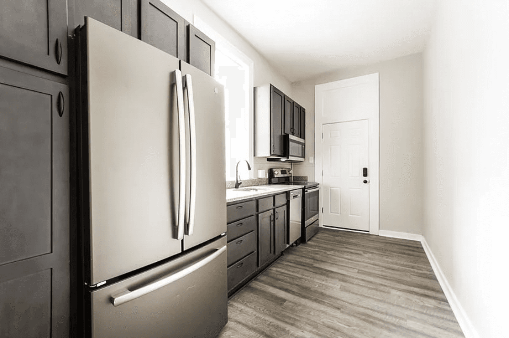 Pittsburgh Apartment: 520 Ivy Street