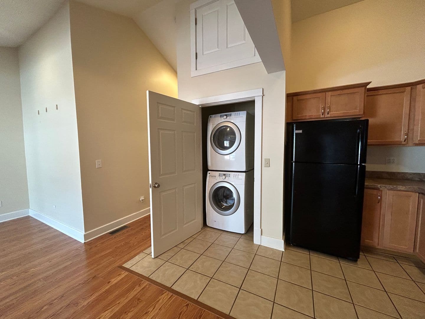 Grove City Apartment: 304 N. Broad Street