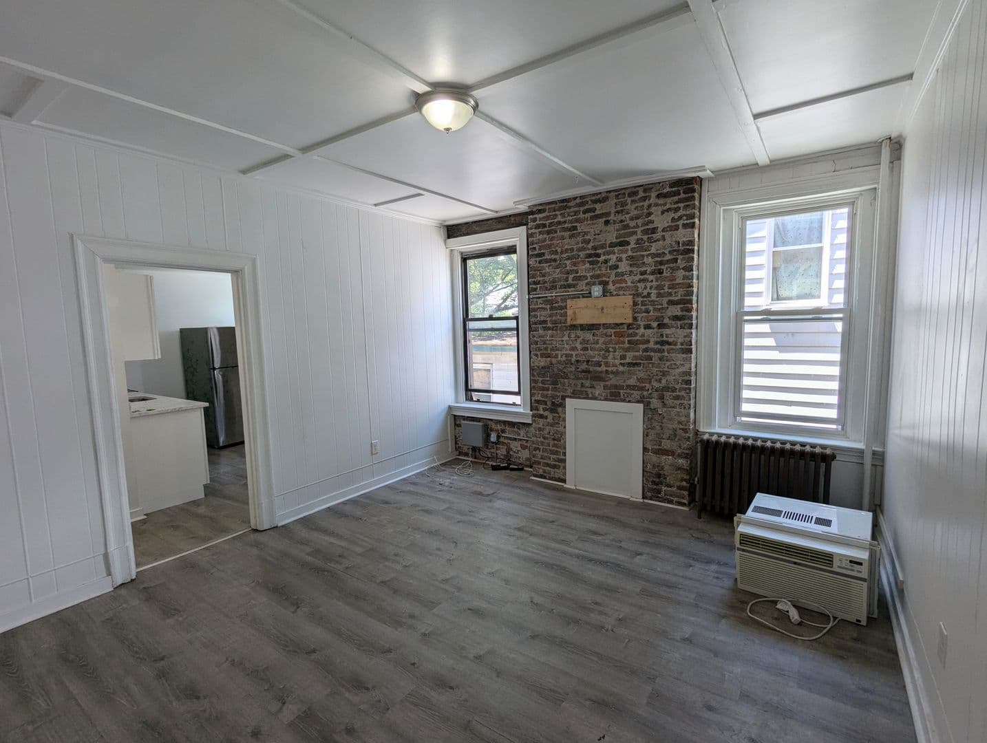 Pittsburgh Apartment: 1803 Davis Avenue