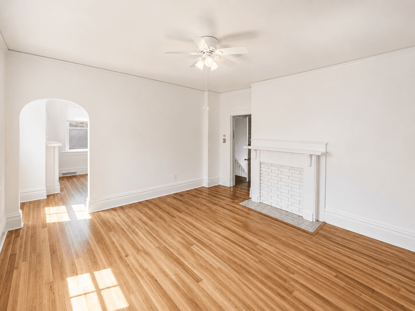 Pittsburgh Apartment: 2 Shady Dr W