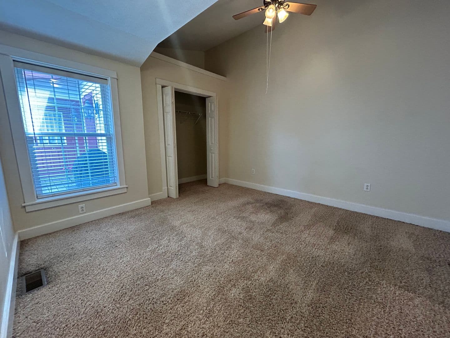 Grove City Apartment: 304 N. Broad Street