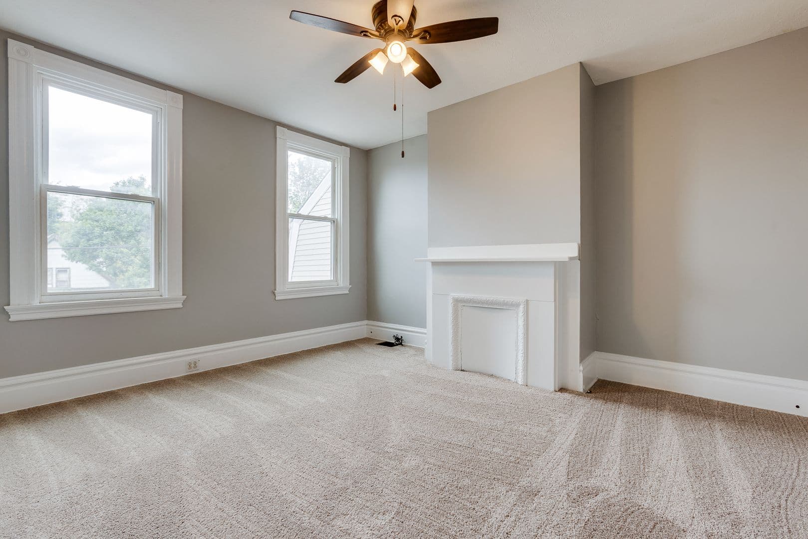 Pittsburgh House: 213 W. Burgess Street