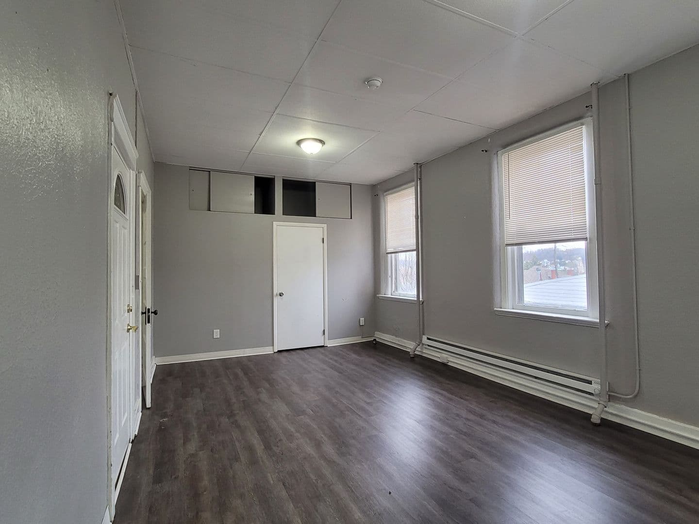 Washington Apartment: 395 Donnan Avenue