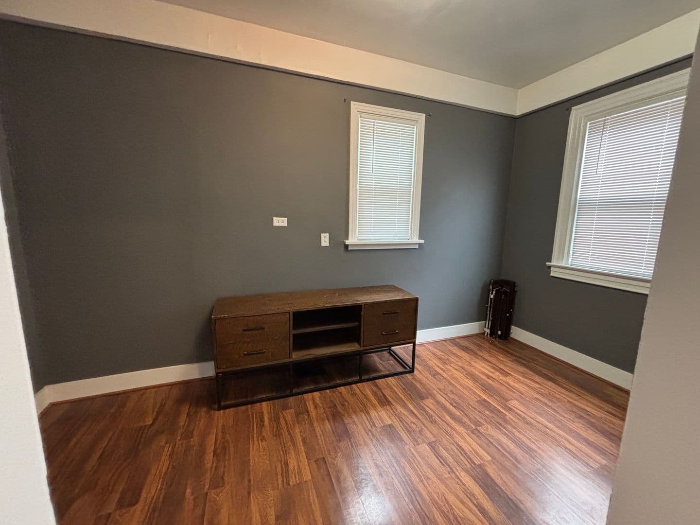 Pittsburgh Apartment: 2 Shady Dr W