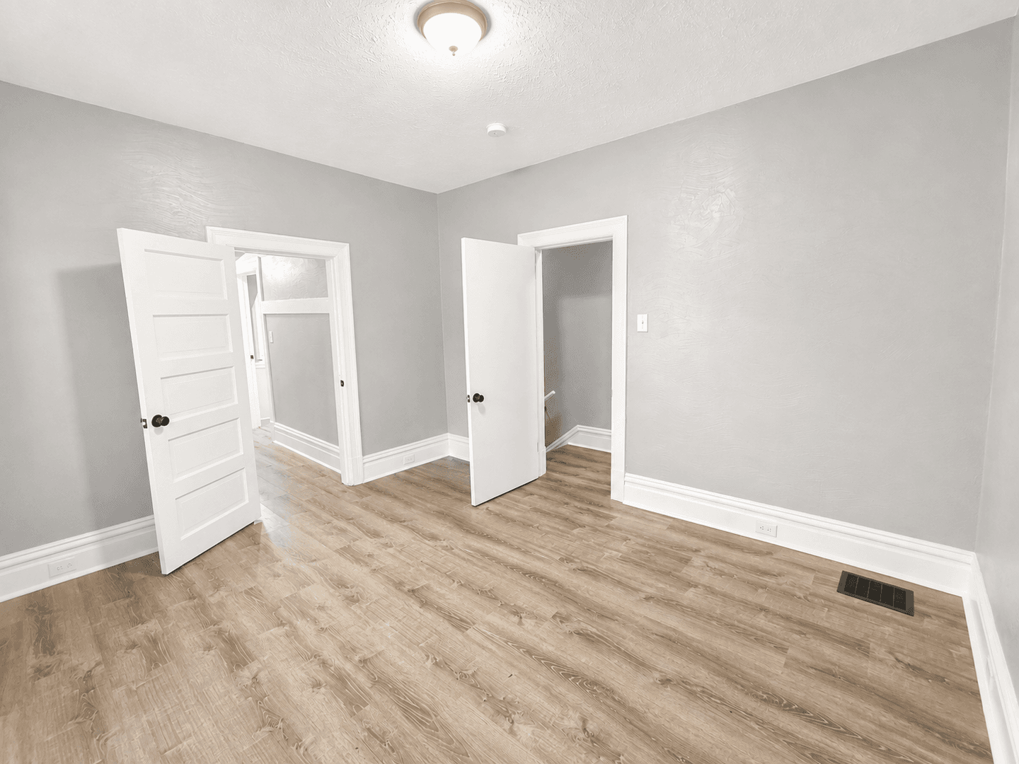 PITTSBURGH Apartment: 94-96 Stratmore St