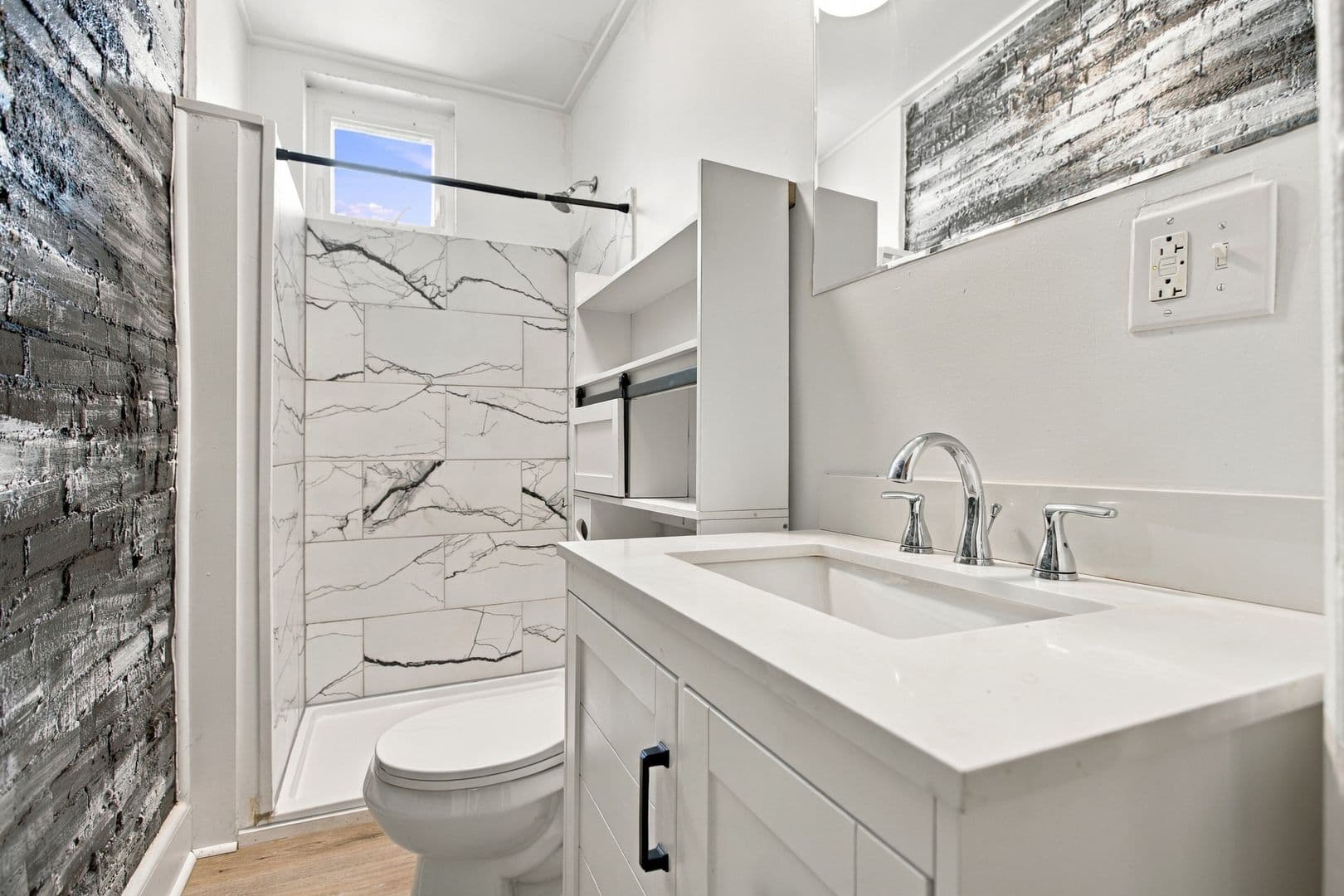 Pittsburgh Apartment: 4807-4811 Yew Street
