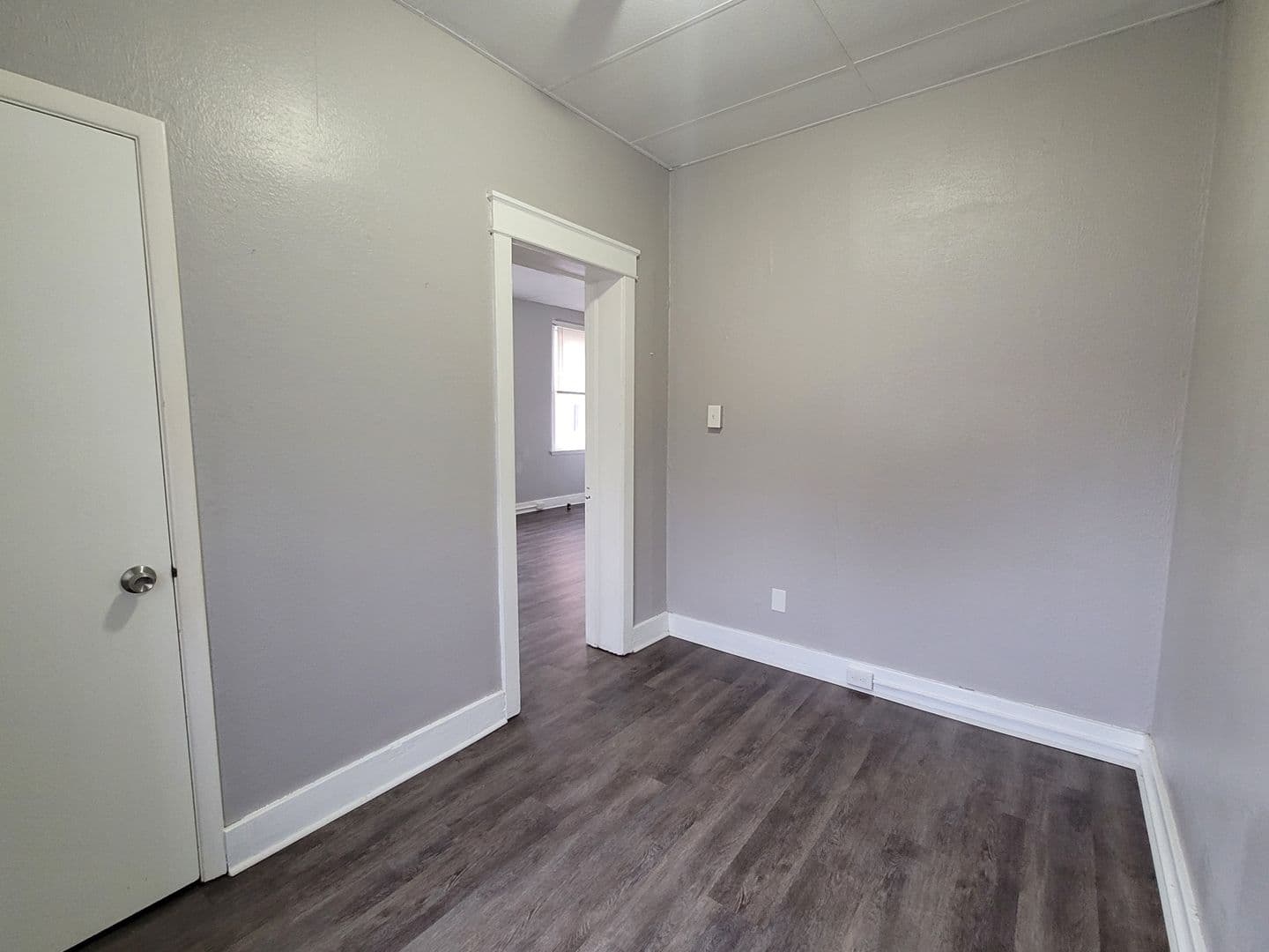 Washington Apartment: 395 Donnan Avenue