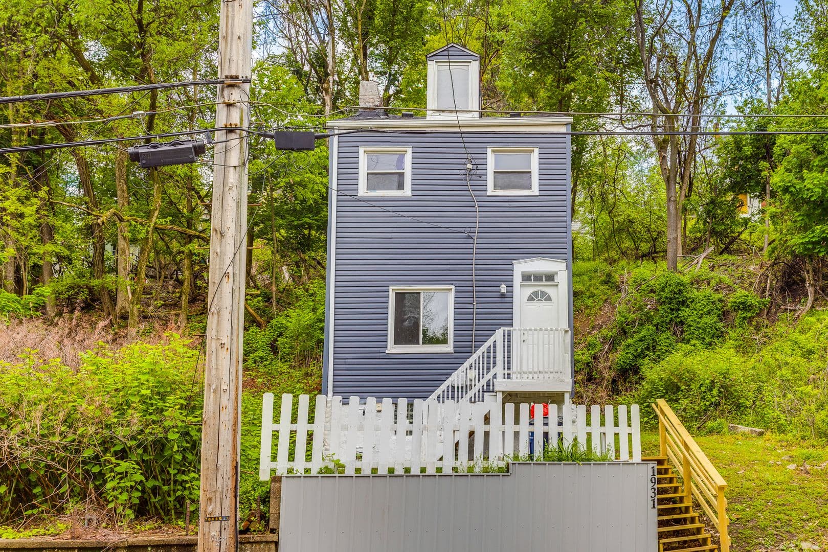 Pittsburgh House: 1931 Federal Street